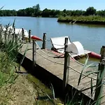 Mobil Confortable Avec Terrasse Pour 6 Personnes - Api-1-52-986 Martiel