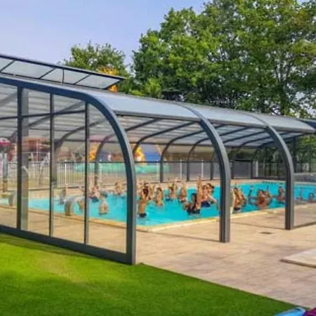 Kemp Mobil Confortable Avec Terrasse Pour 6 Personnes - Api-1-52-986 Martiel