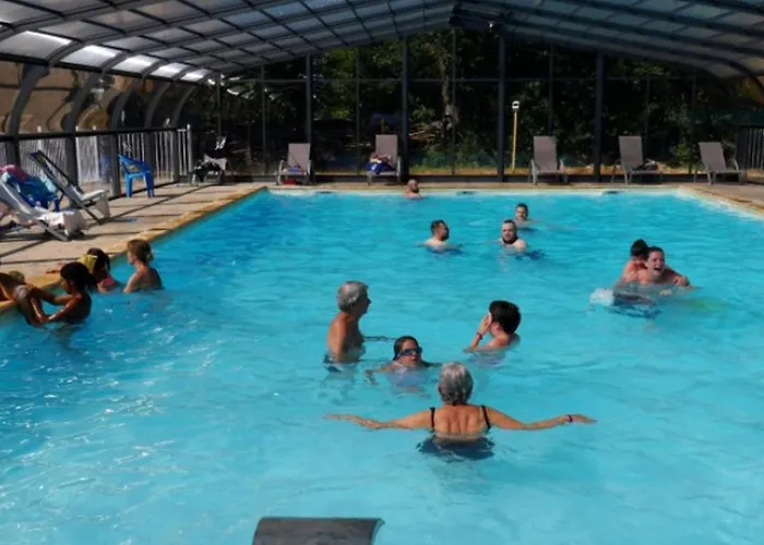 Mobil Confortable Avec Terrasse Pour 6 Personnes - Api-1-52-986 *